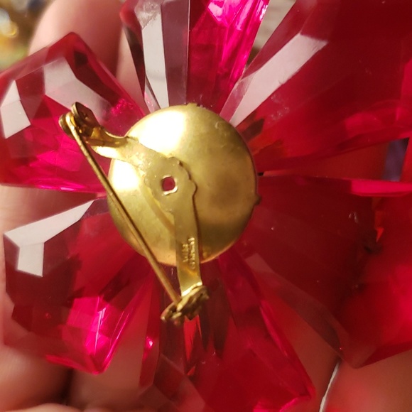 West Germany Vintage Lucite Fauceted RED FLOWER BROOCH STAMPED - Picture 2 of 3